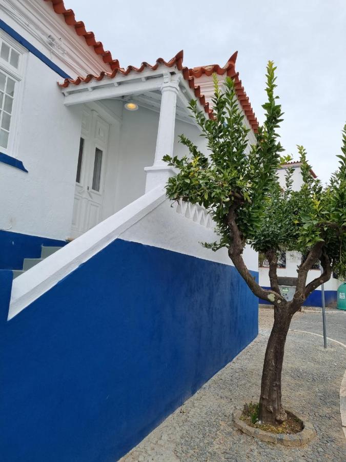 Casa Da Livraria - Boutique Da Cultura Vila Aviz Exterior foto
